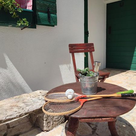 House Kuna Bristane Dış mekan fotoğraf