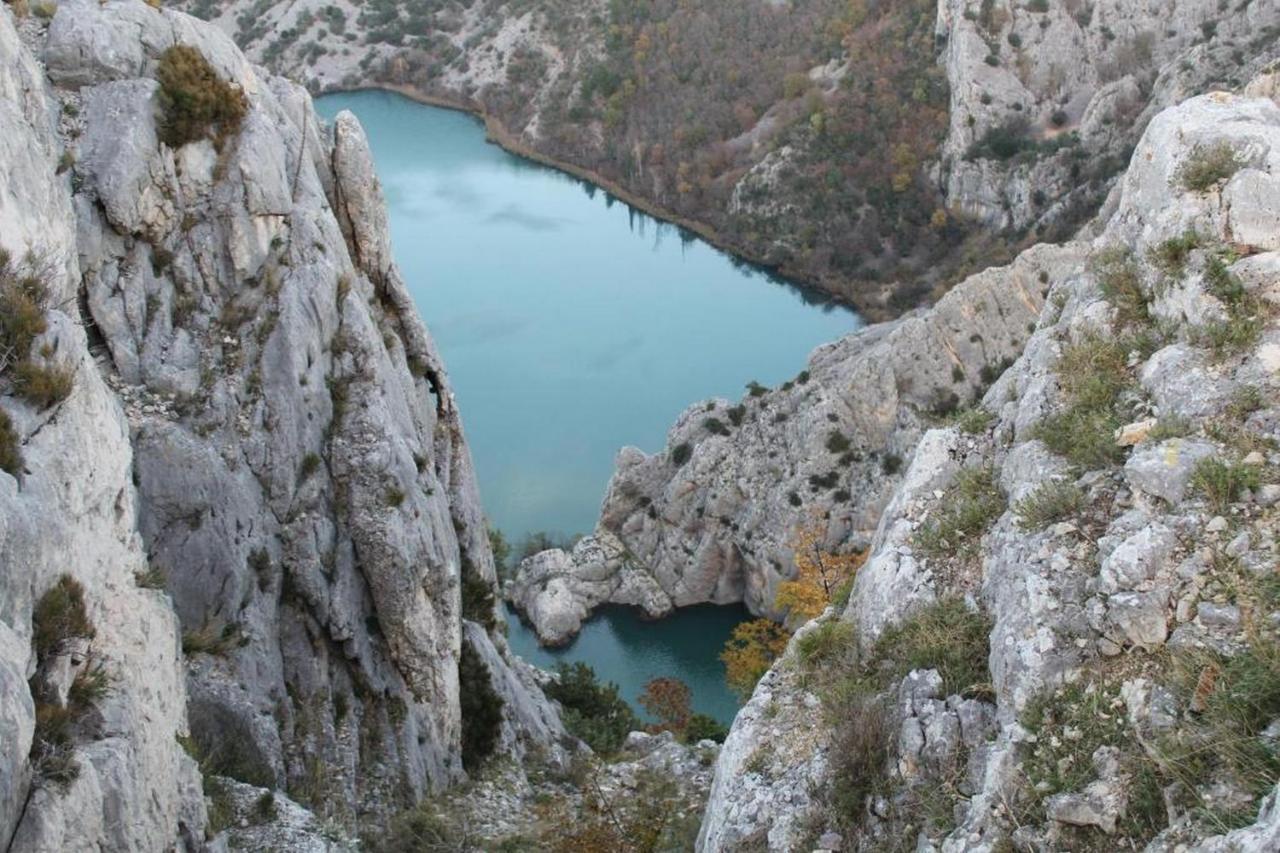 House Kuna Bristane Dış mekan fotoğraf