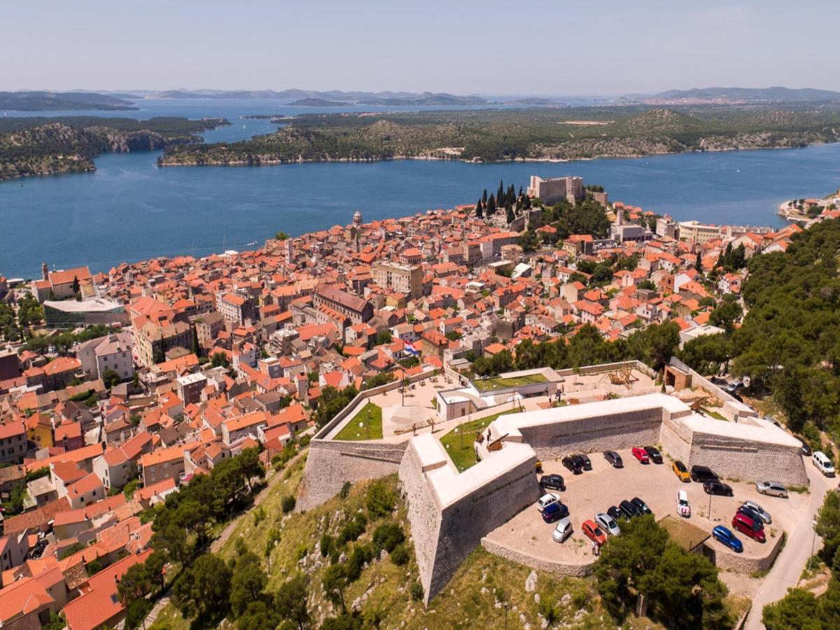 House Kuna Bristane Dış mekan fotoğraf