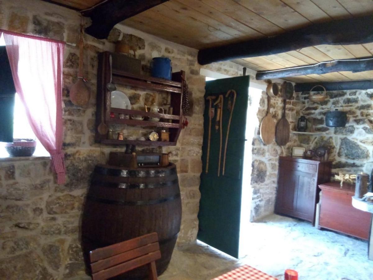 House Kuna Bristane Dış mekan fotoğraf